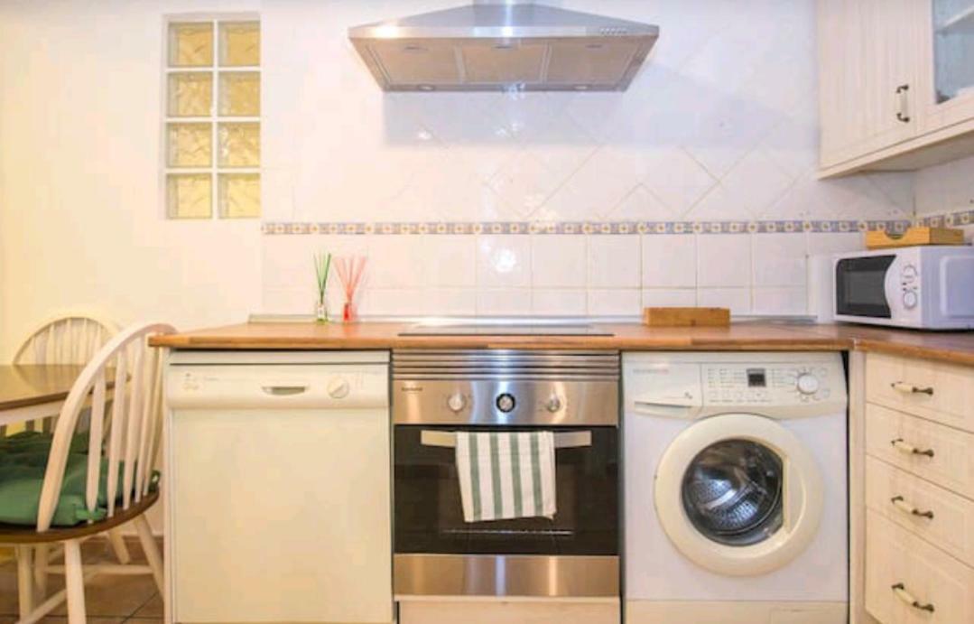 Appartamento Apartamento Alfileritos Toledo Esterno foto