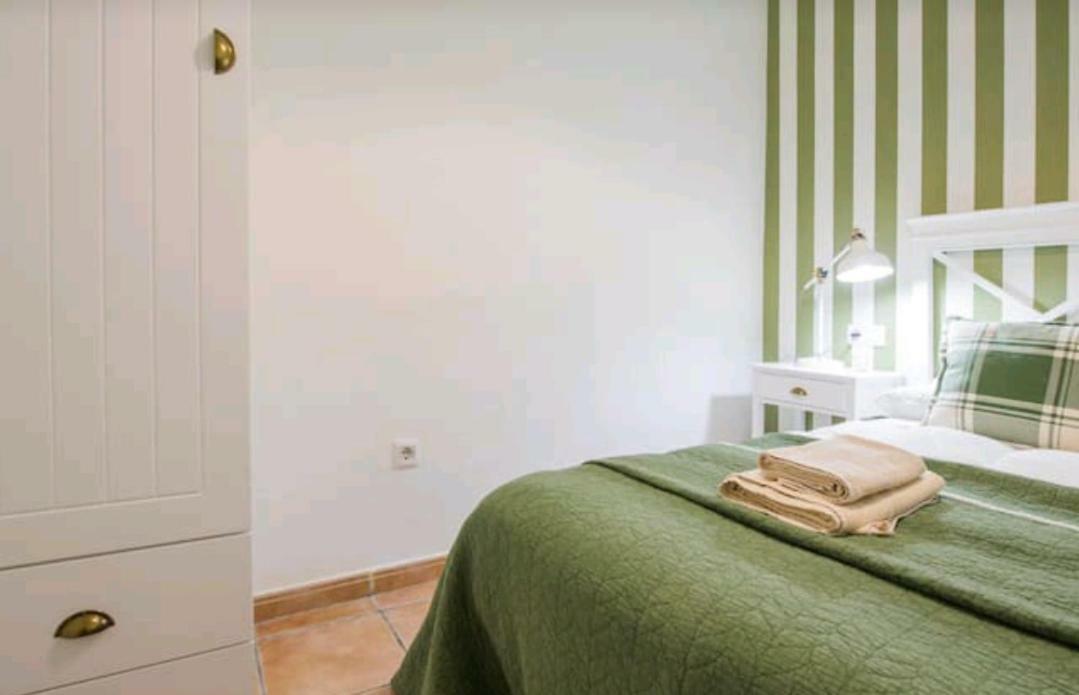 Appartamento Apartamento Alfileritos Toledo Esterno foto